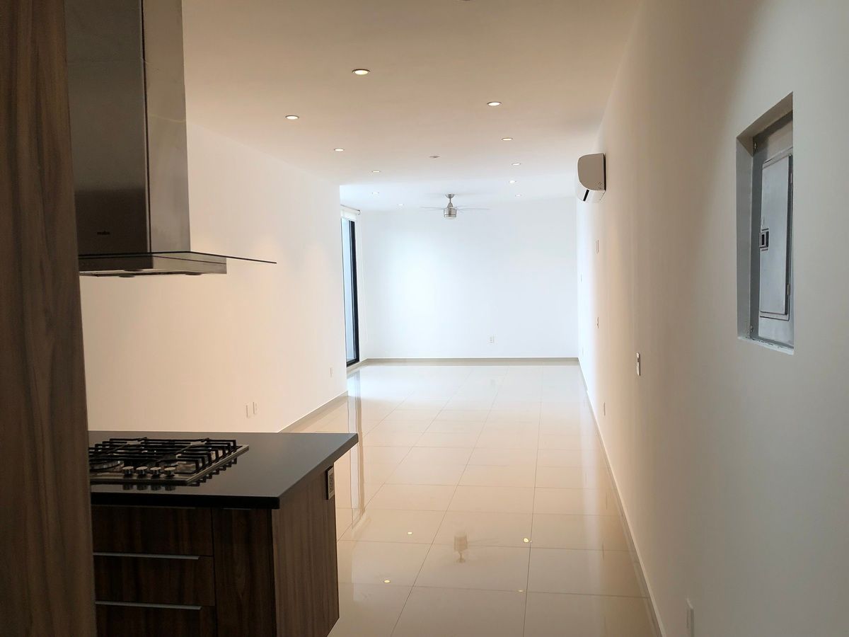 4 of 24: Espacio cocina, sala y comedor