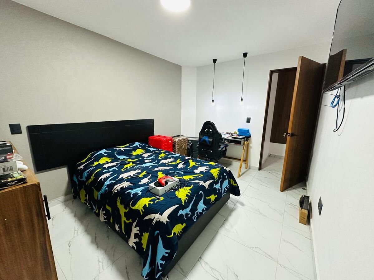 23 de 26: RECAMARA 4