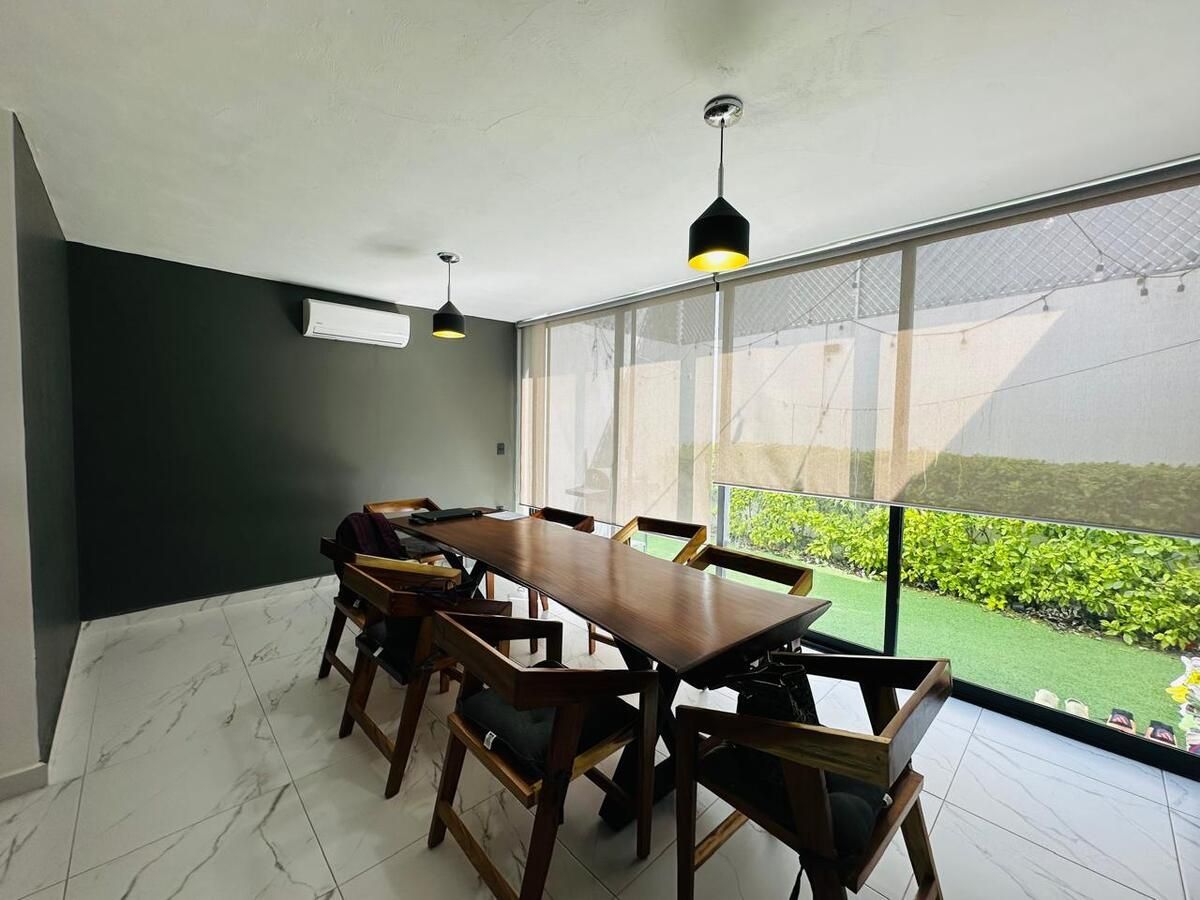 2 de 26: SALA COMEDOR