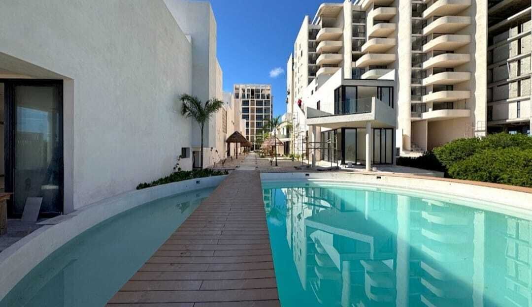 2 de 12: Alberca Niños