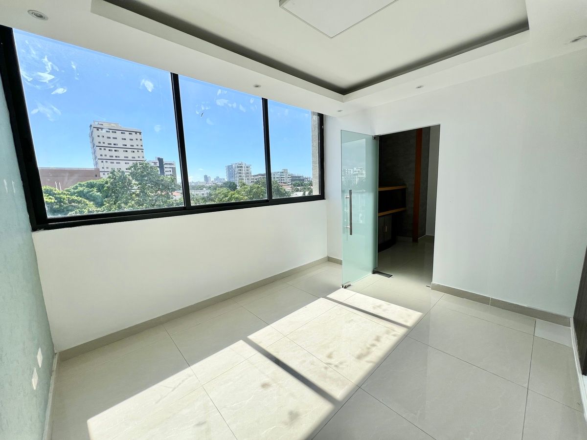 Oficina en El Millón, Santo Domingo Centro (Distrito Nacional), foto 6 de 11