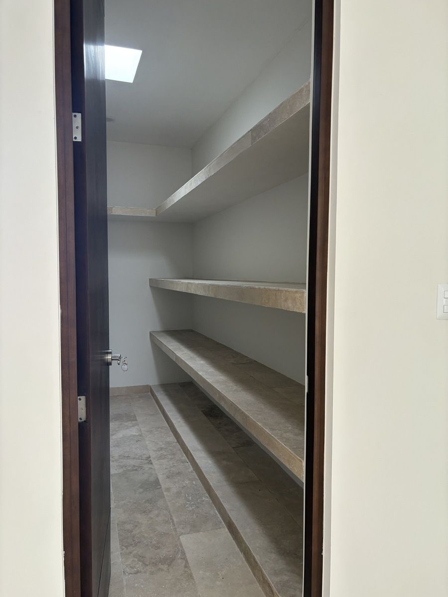 9 de 34: Amplia Alacena