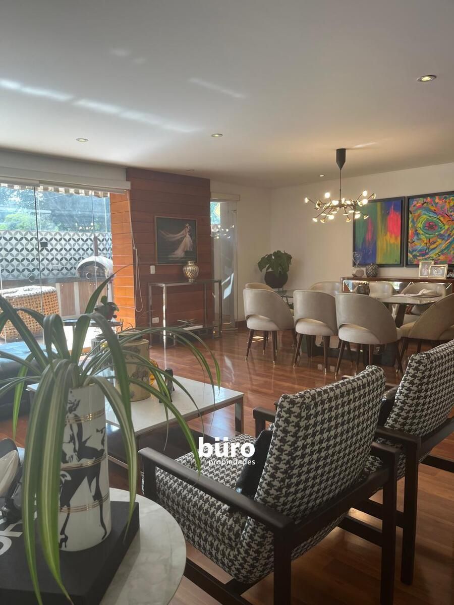 4 de 18: Sala y Comedor se puede unir a Terraza creando un ambiente