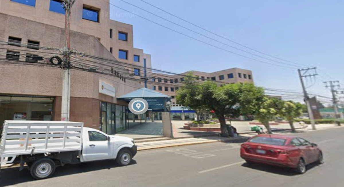 9 de 10: Renta local 250 m2, adaptado Av Zaragoza, Querétaro