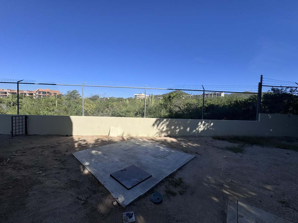 10 de 13: Patio excedente