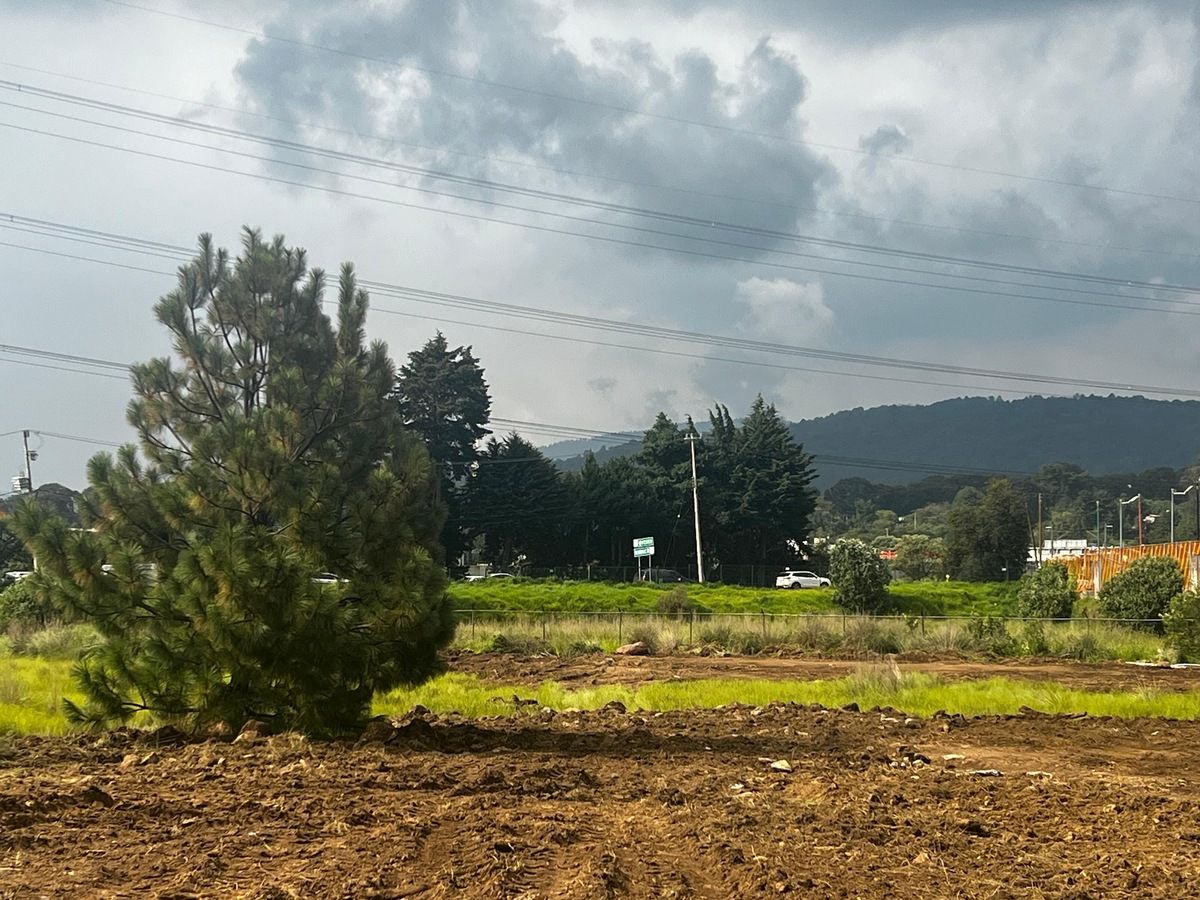 Terreno carretera Toluca Mexico
