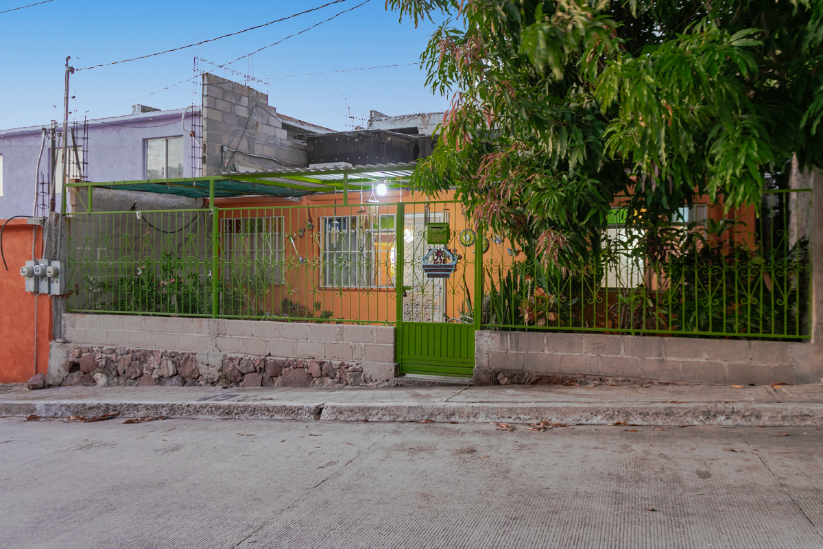 9 de 12: Fachada principal