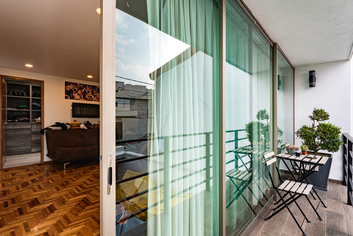 13 of 16: LOMAS-DE-TECAMACHALCO-CASA-VENTA-REMODELADA-JARDIN