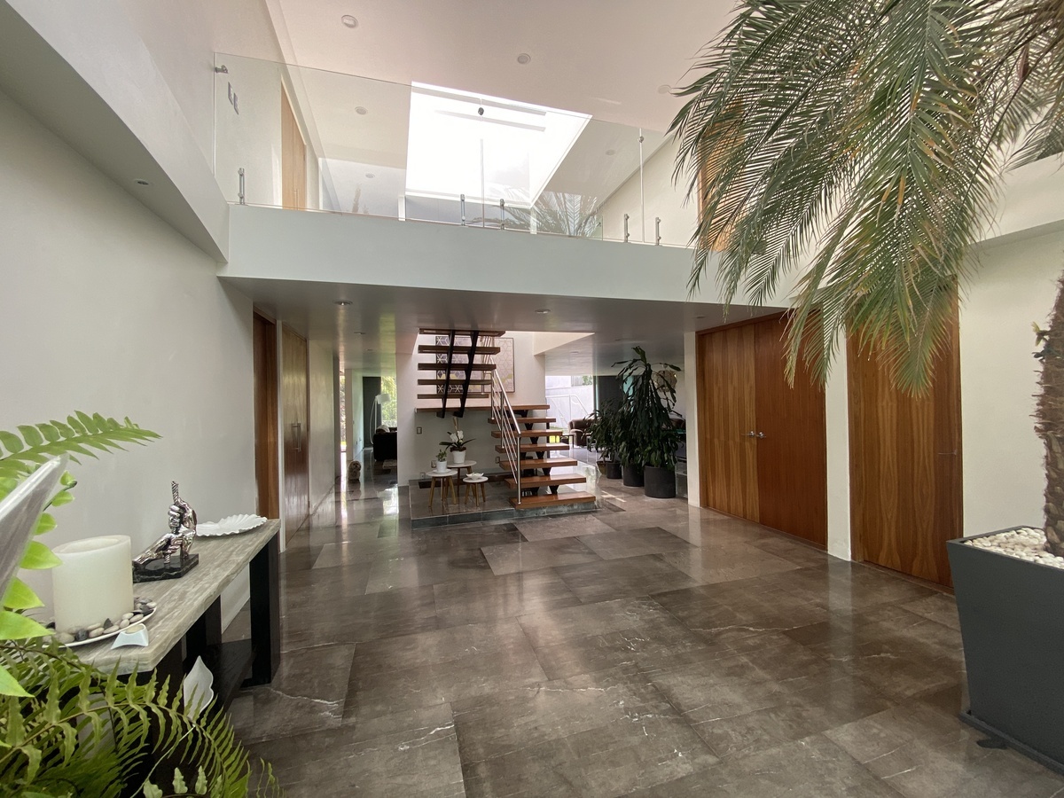 16 of 16: LOMAS-DE-TECAMACHALCO-CASA-VENTA-REMODELADA-JARDIN