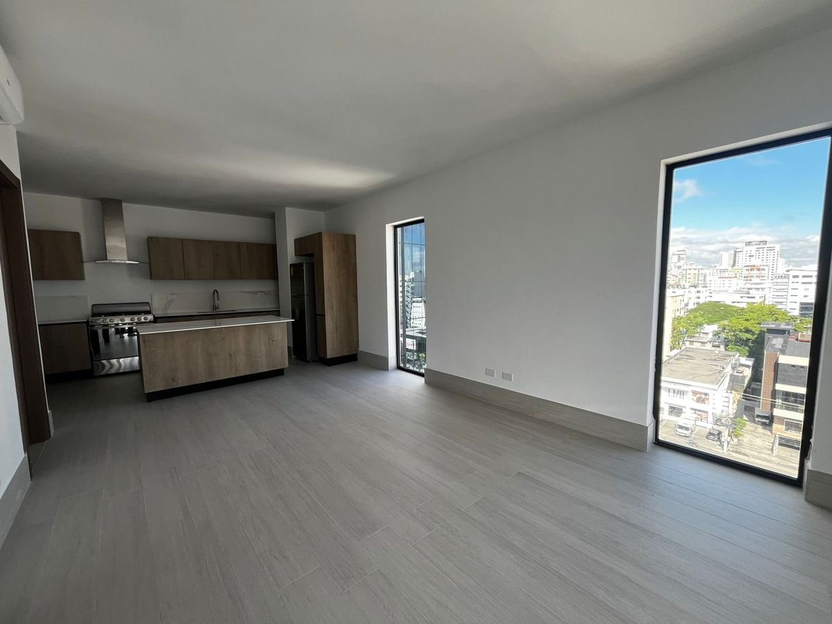 4 de 17: Sala - comedor - cocina integrada