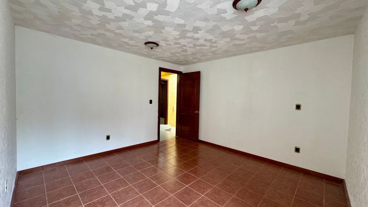 15 of 36: RECÁMARA - 1