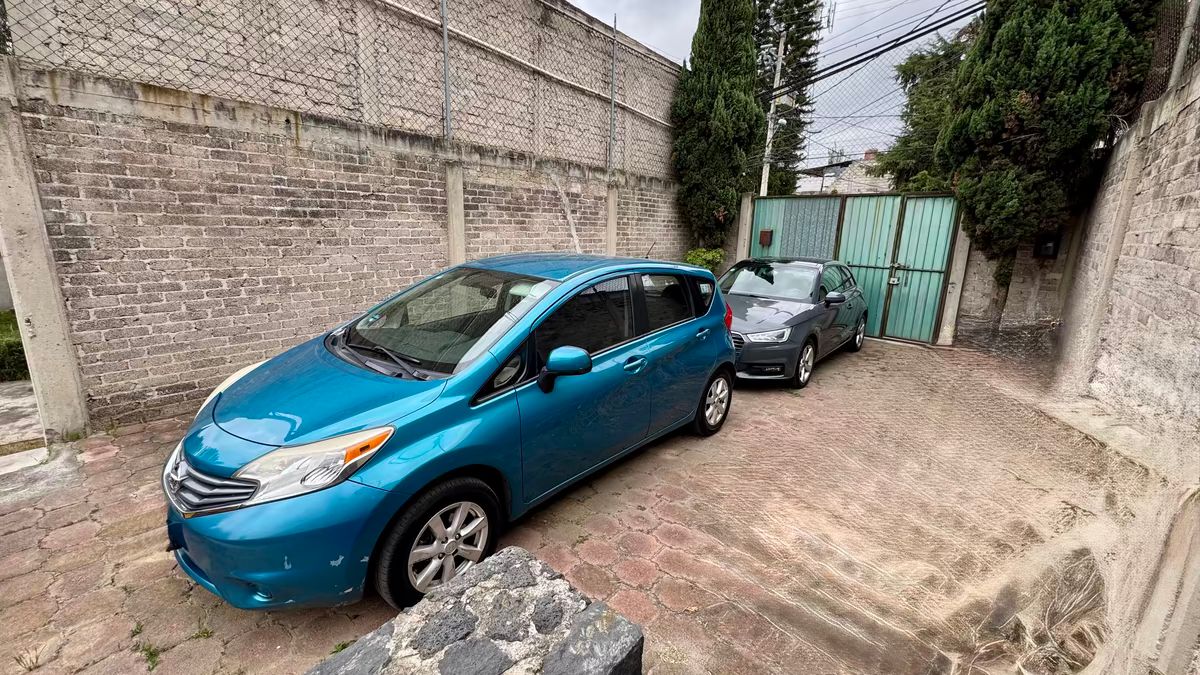 36 of 36: CAJONES DE ESTACIONAMIENTO