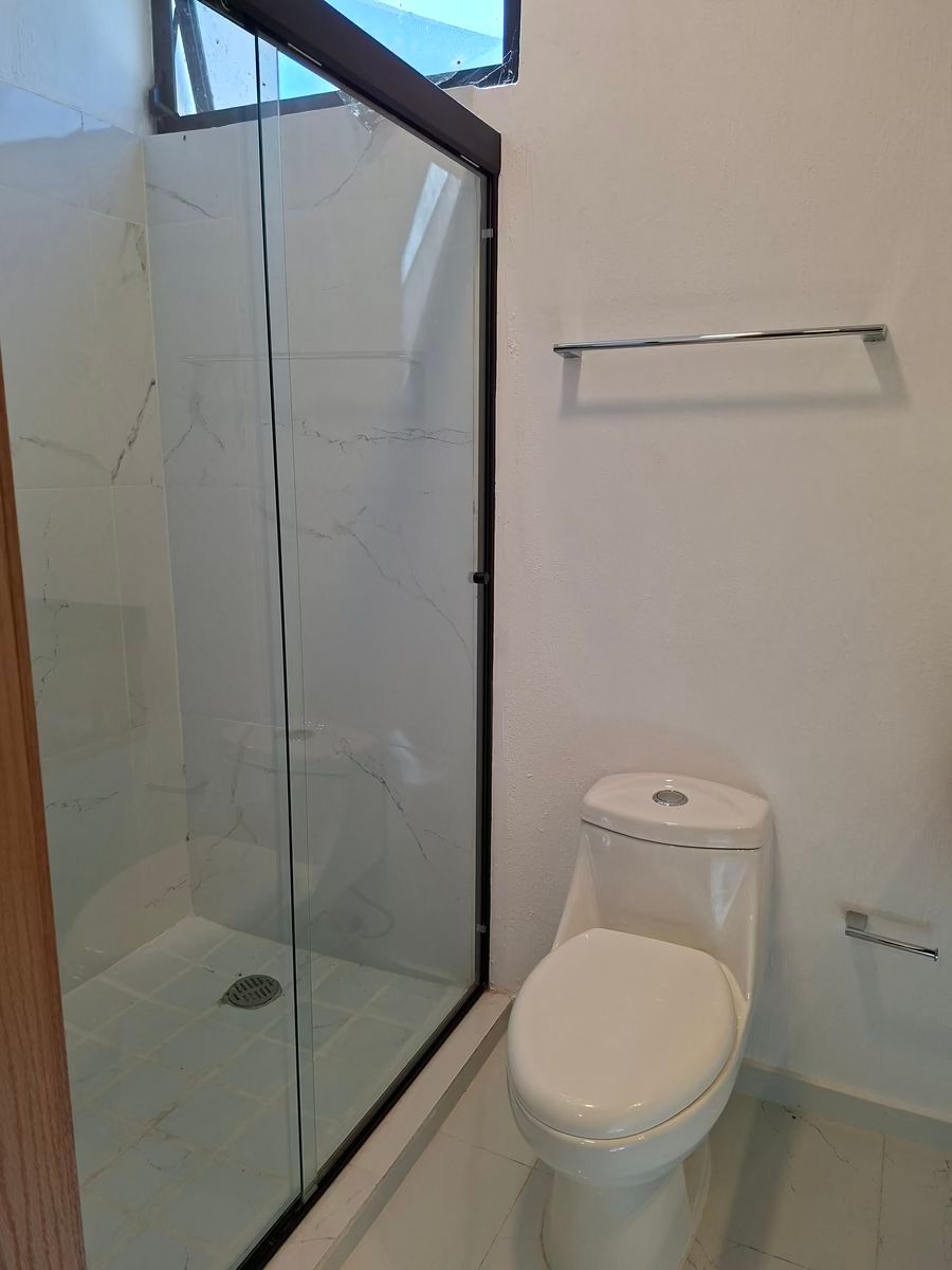 14 de 29: BAÑO VESTIDOR