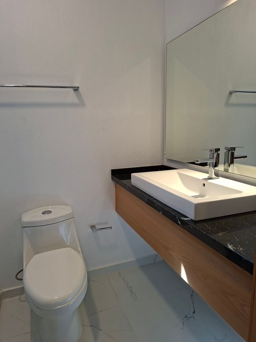 17 de 29: BAÑO RECAMARA 2