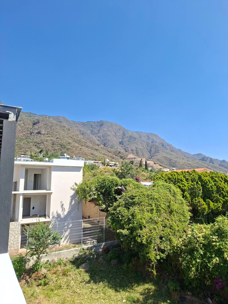 29 de 29: VISTA A MONTAÑA