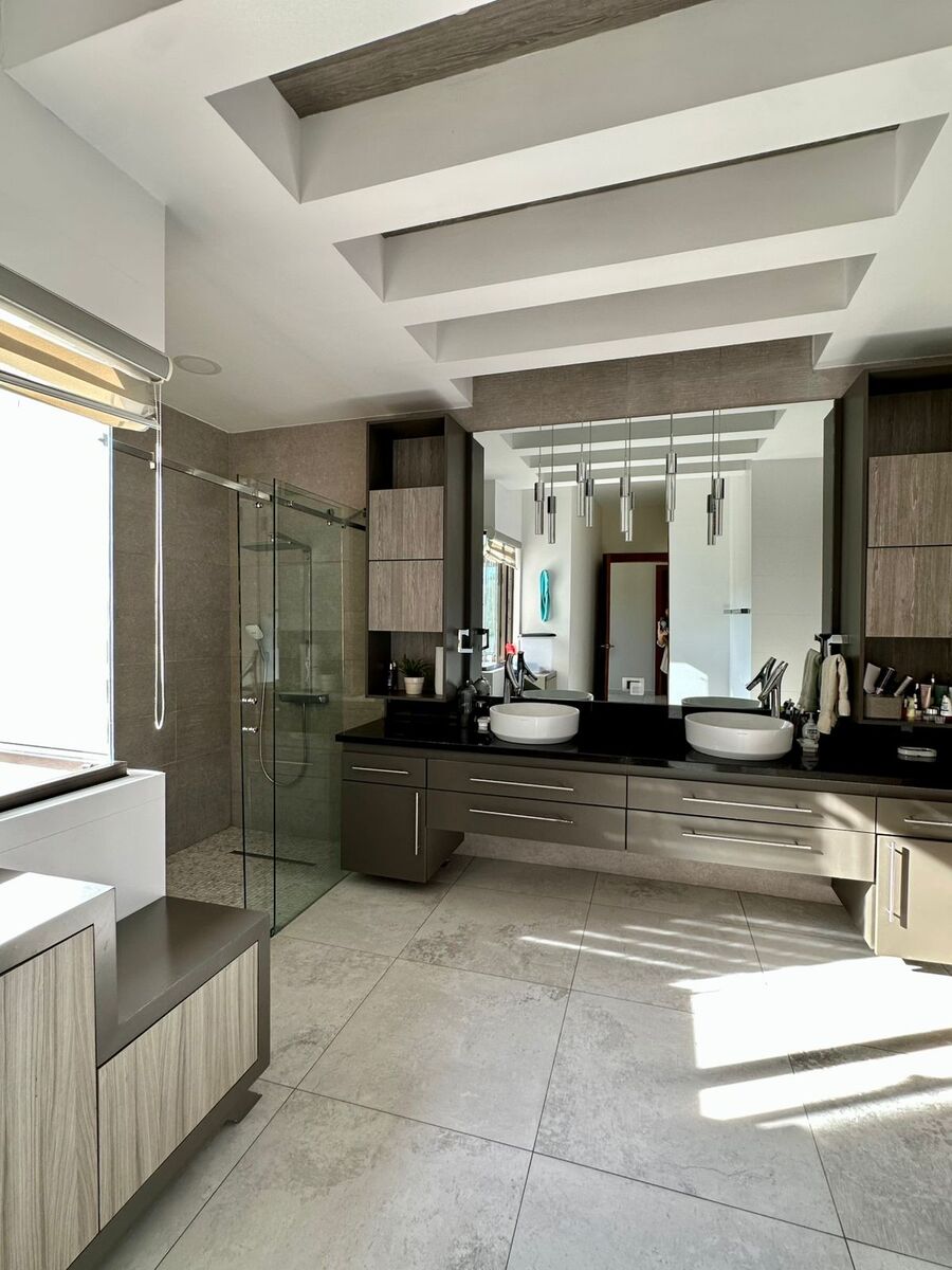 13 de 15: Baño habitación principal