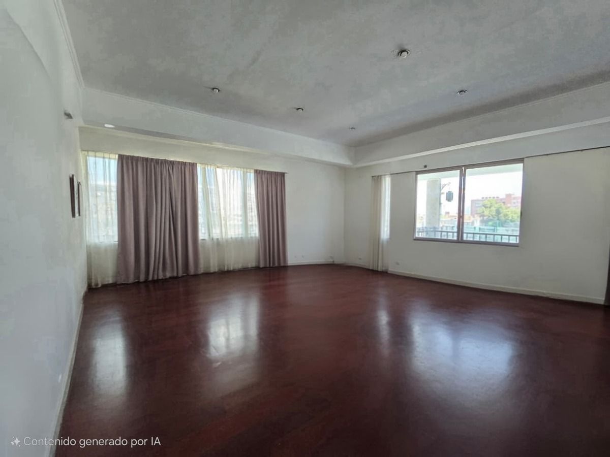 Venta de Edificio de Uso Comercial en Inmejorable Ubicación en Av. Las Condes