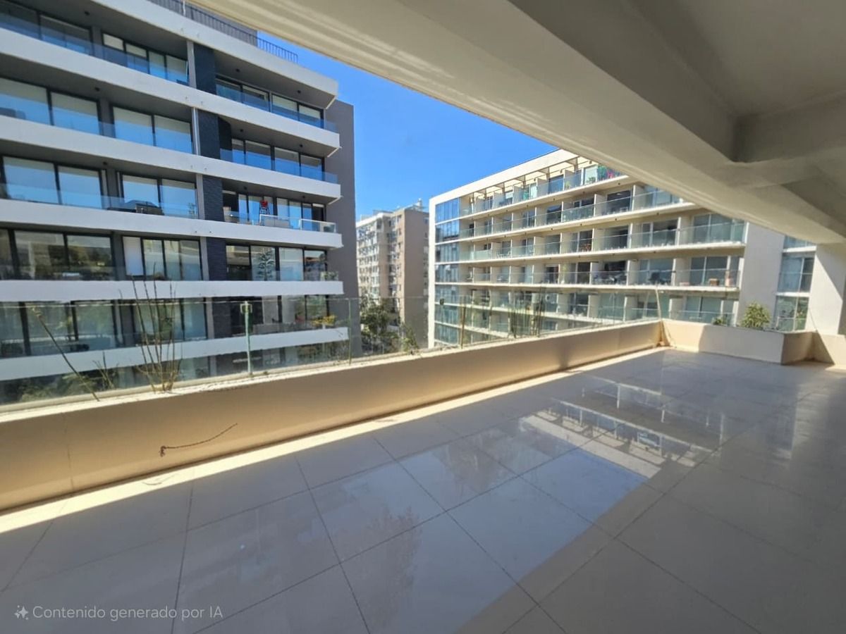 Venta de Edificio de Uso Comercial en Inmejorable Ubicación en Av. Las Condes