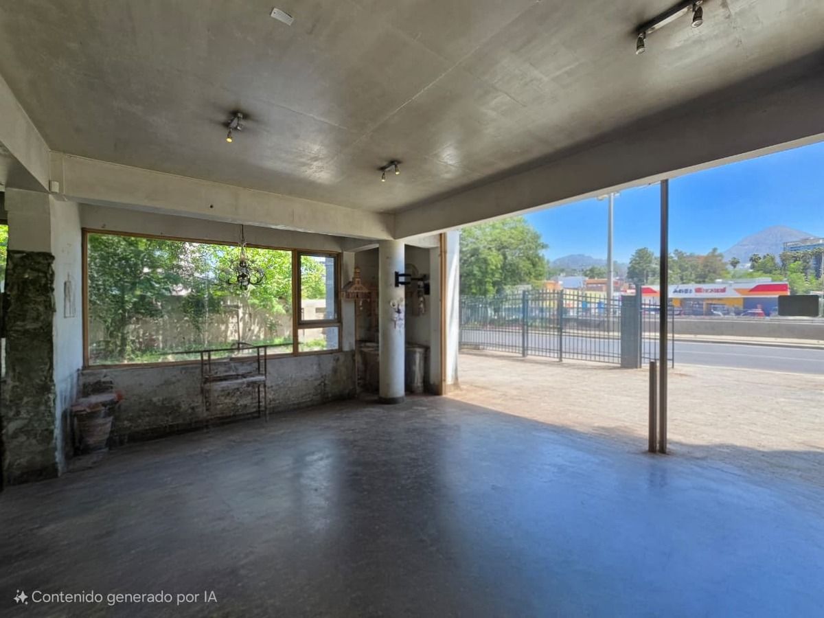 Venta de Edificio de Uso Comercial en Inmejorable Ubicación en Av. Las Condes
