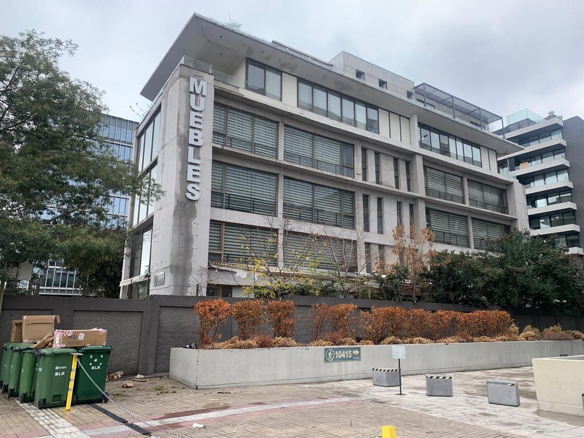 Venta de Edificio de Uso Comercial en Inmejorable Ubicación en Av. Las Condes