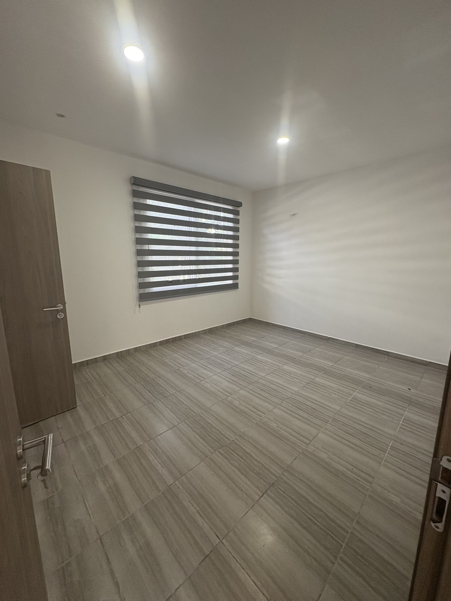 10 of 40: RECAMARA EN PLANTA BAJA