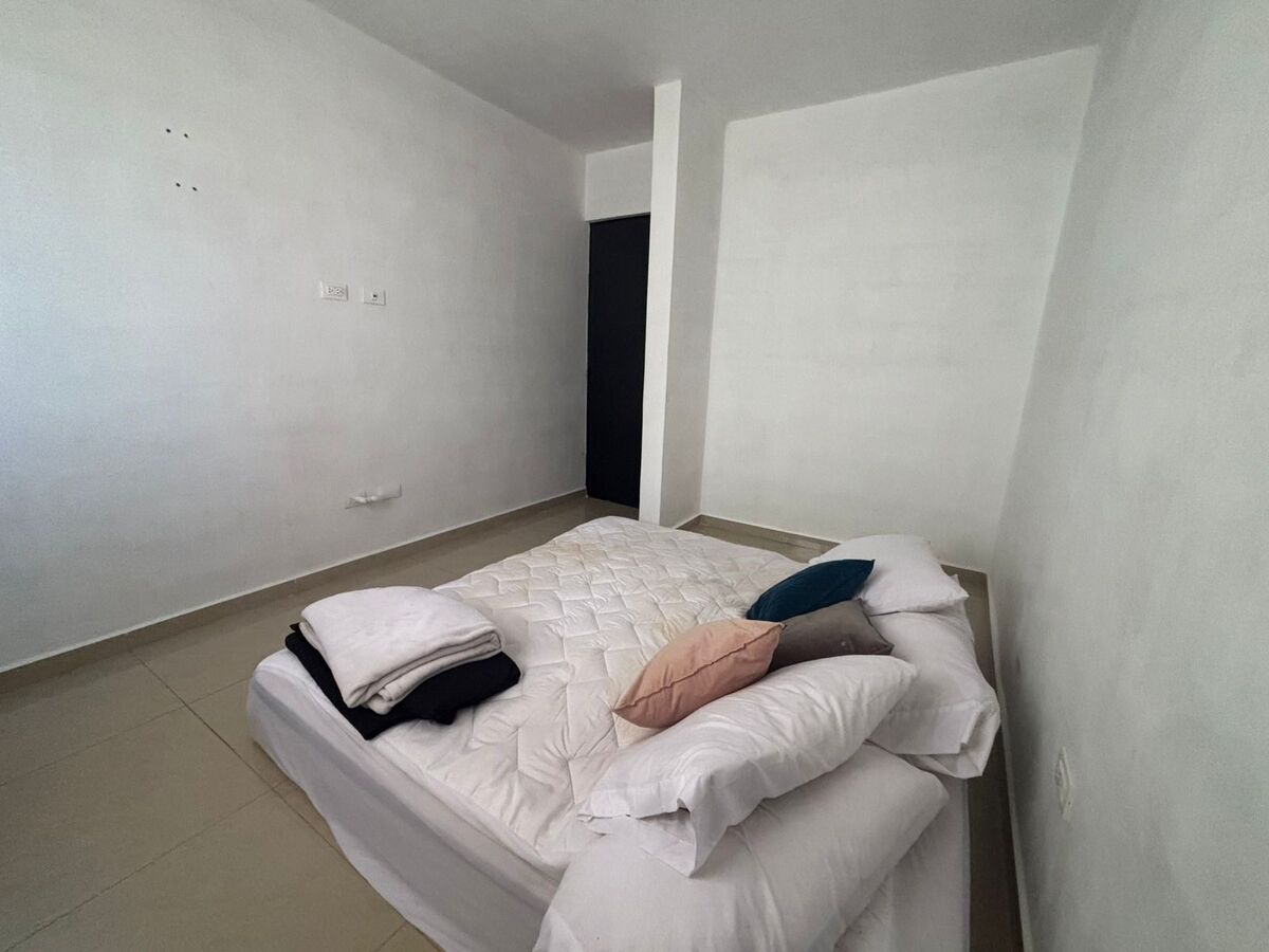 6 of 20: WhatsApp Image 2025-10-28 at 2.44.04 PM (3)