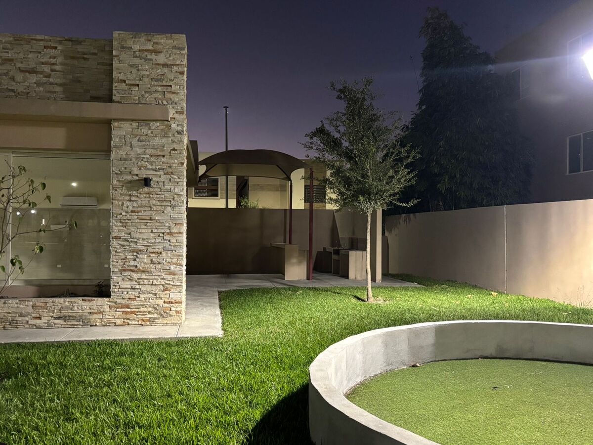 17 of 20: WhatsApp Image 2025-11-07 at 7.08.52 PM