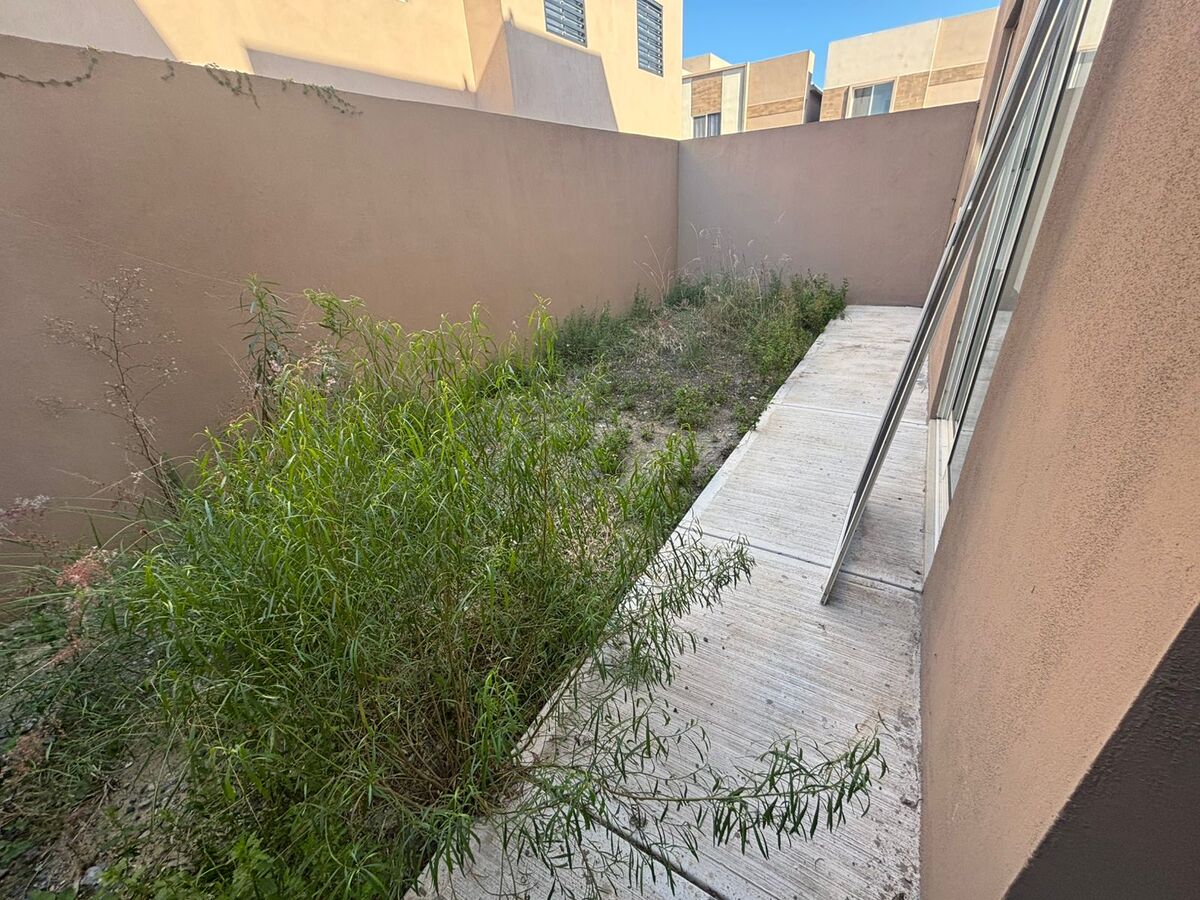 19 of 20: WhatsApp Image 2025-10-28 at 2.44.03 PM (2)