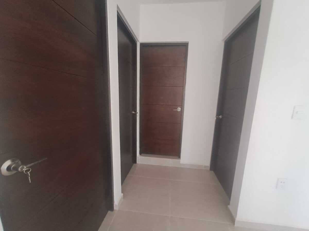 12 de 20: DISTRIBUIDOR DE RECAMARAS