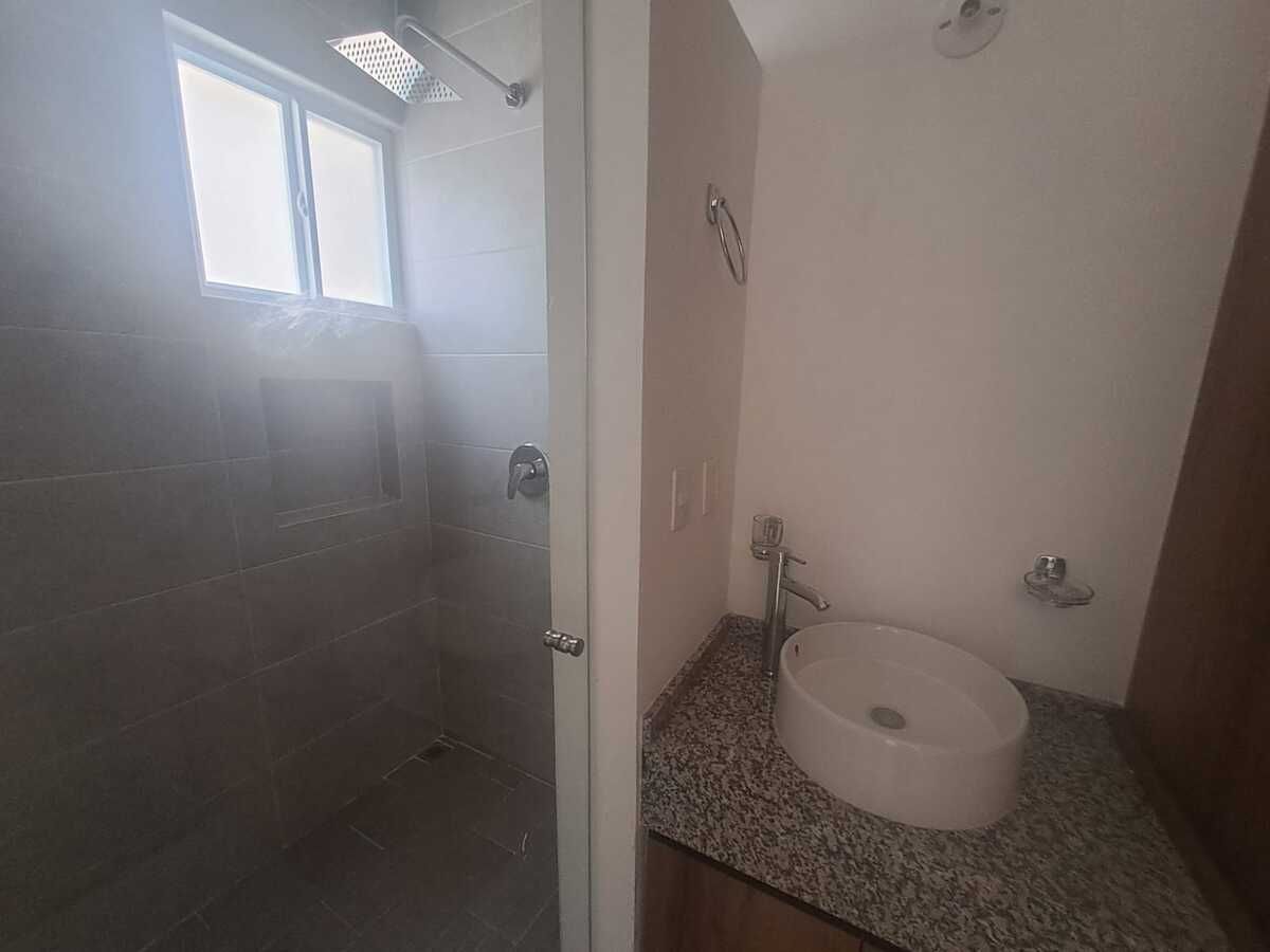 18 de 20: DETALLE ACABADOS