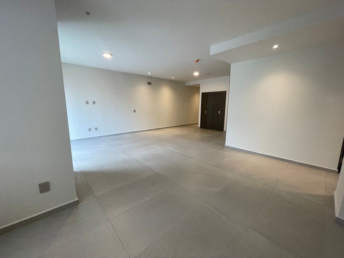 15 of 31: Sala comedor