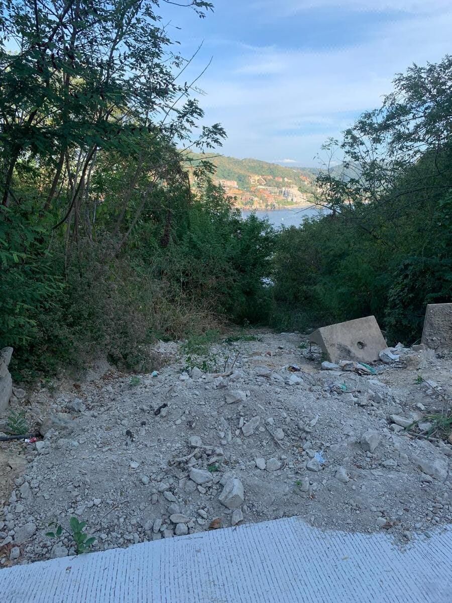 Terrenos en Venta con Vista a la Bahía de Zihuatanejo