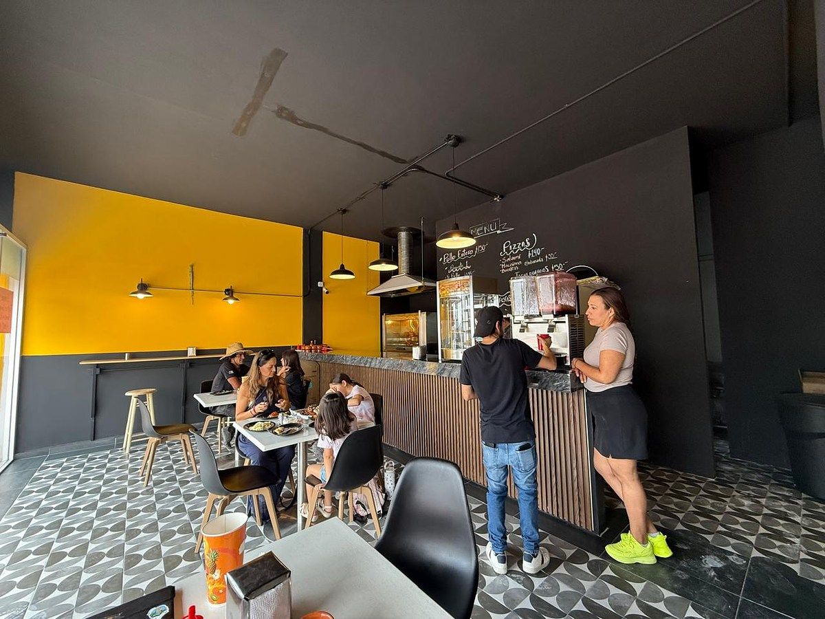 Local in Fray Junipero bypass, photo 1 of 6