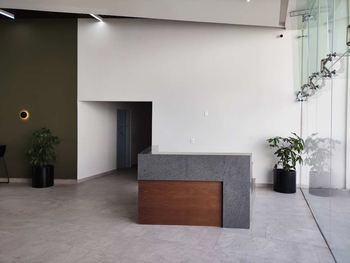 29 de 48: Amenidades / Recepción