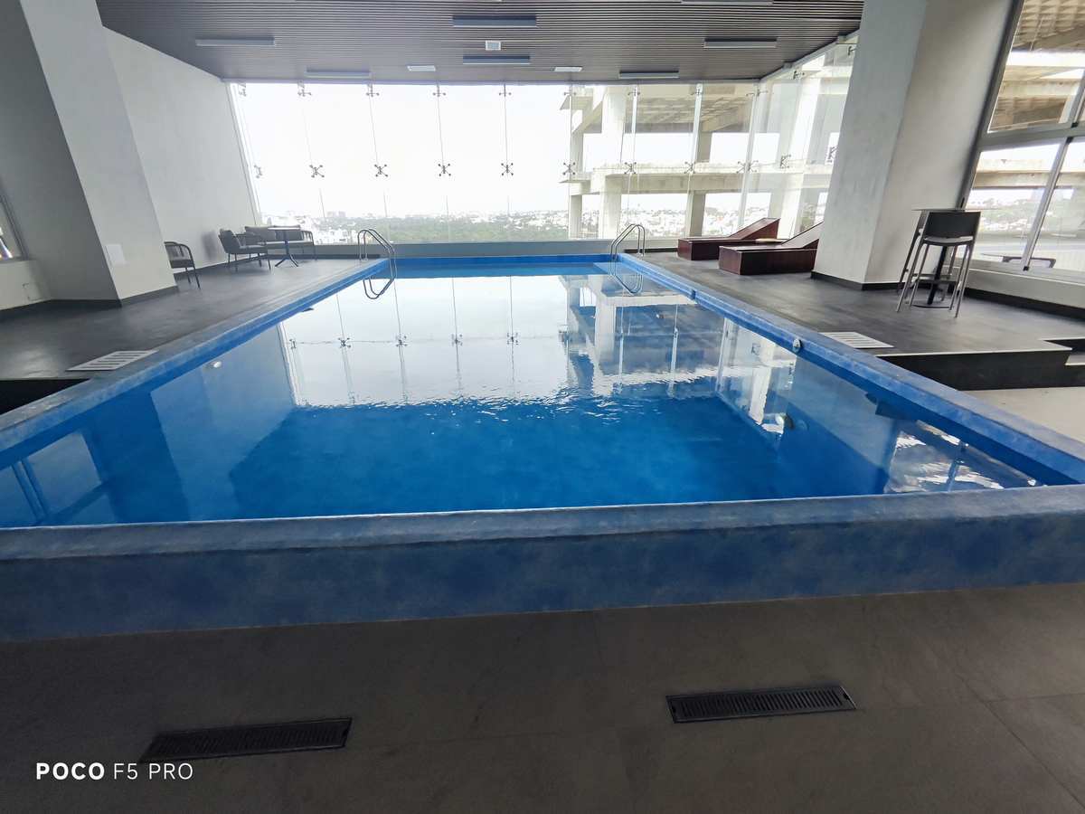 43 de 48: Amenidades / Alberca climatizada