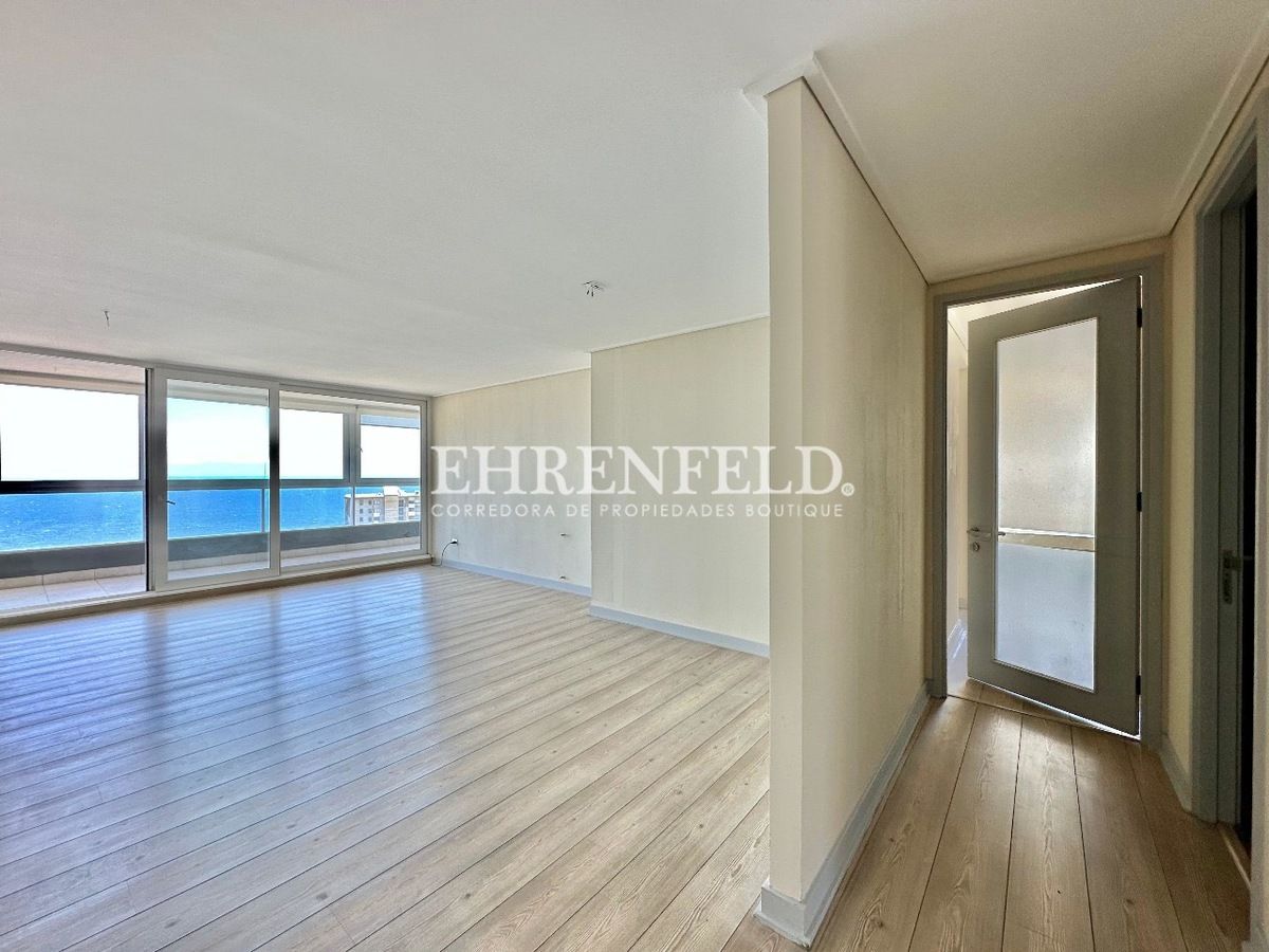 5 de 32: Living y comedor.