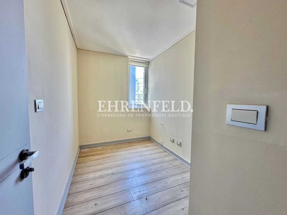 29 de 32: Dormitorio 4.( suite chica)