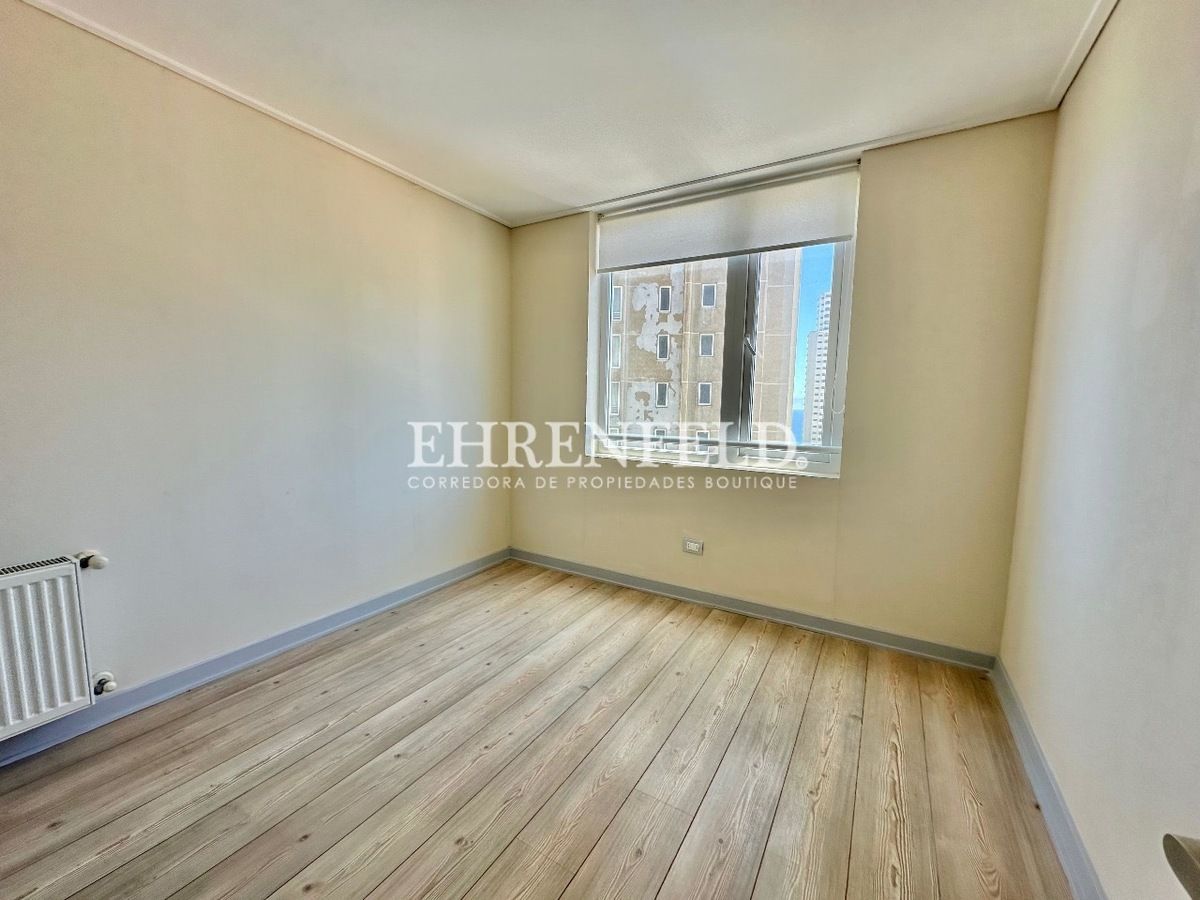 26 de 32: Dormitorio 3.