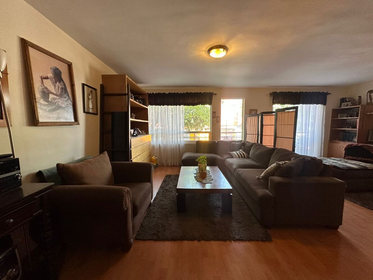 2 de 22: Departamento en Venta en Las Águilas Rayo Vende ®