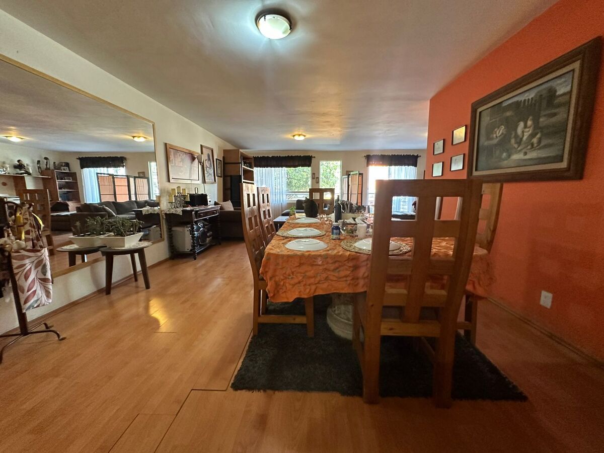 3 de 22: Departamento en Venta en Las Águilas Rayo Vende ®