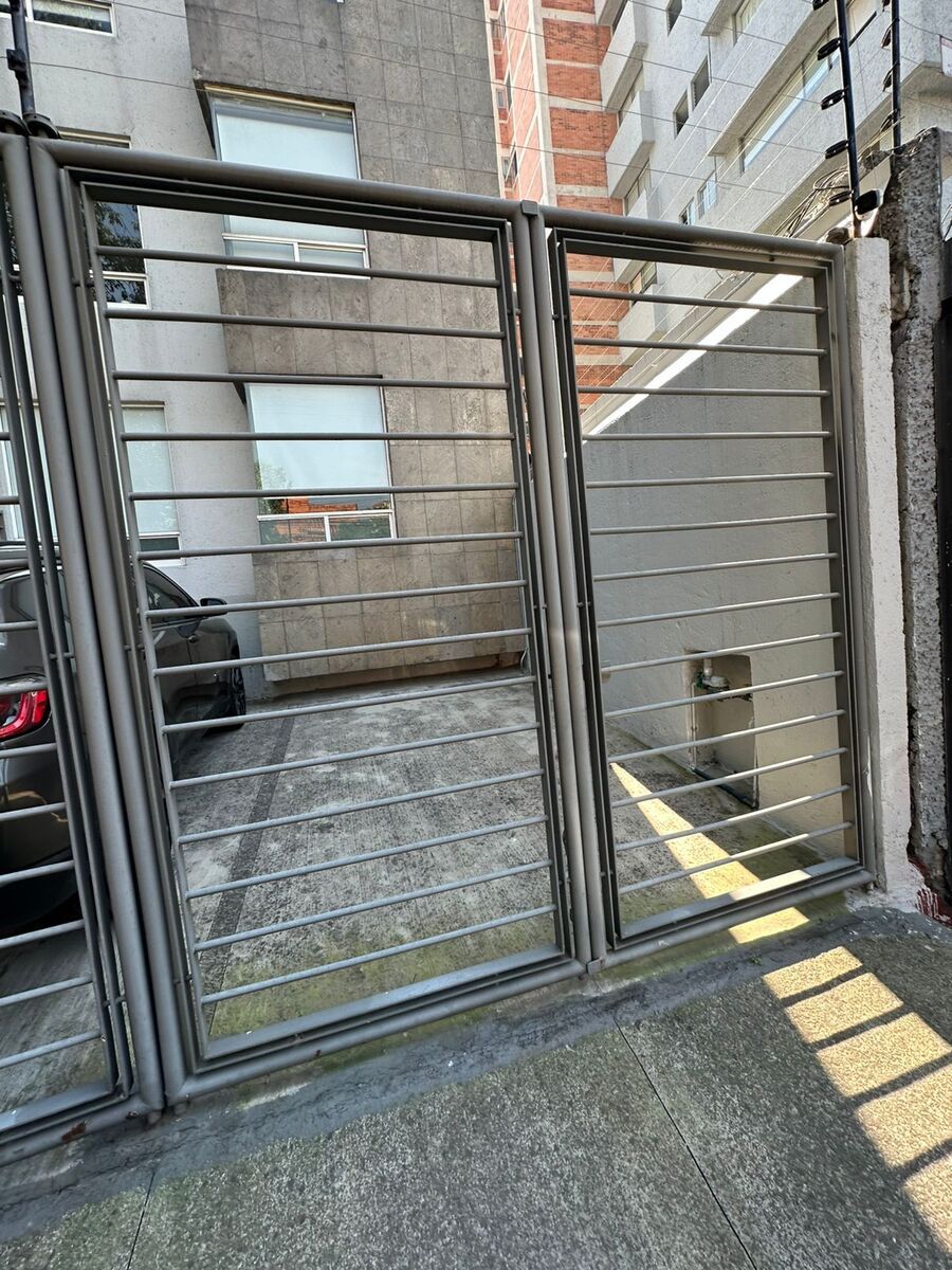 24 de 24: Departamento en Venta en Las Águilas Rayo Vende ®