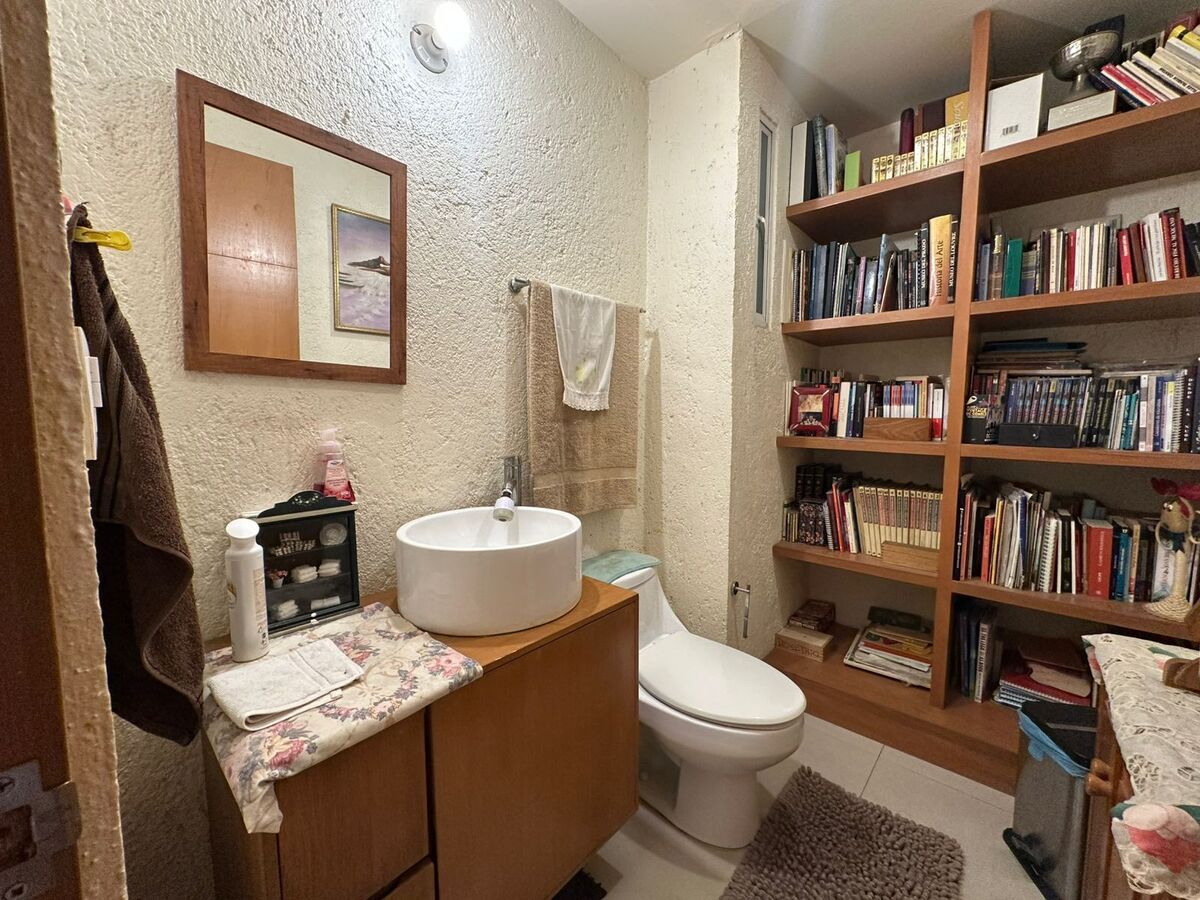 17 de 24: Departamento en Venta en Las Águilas Rayo Vende ®