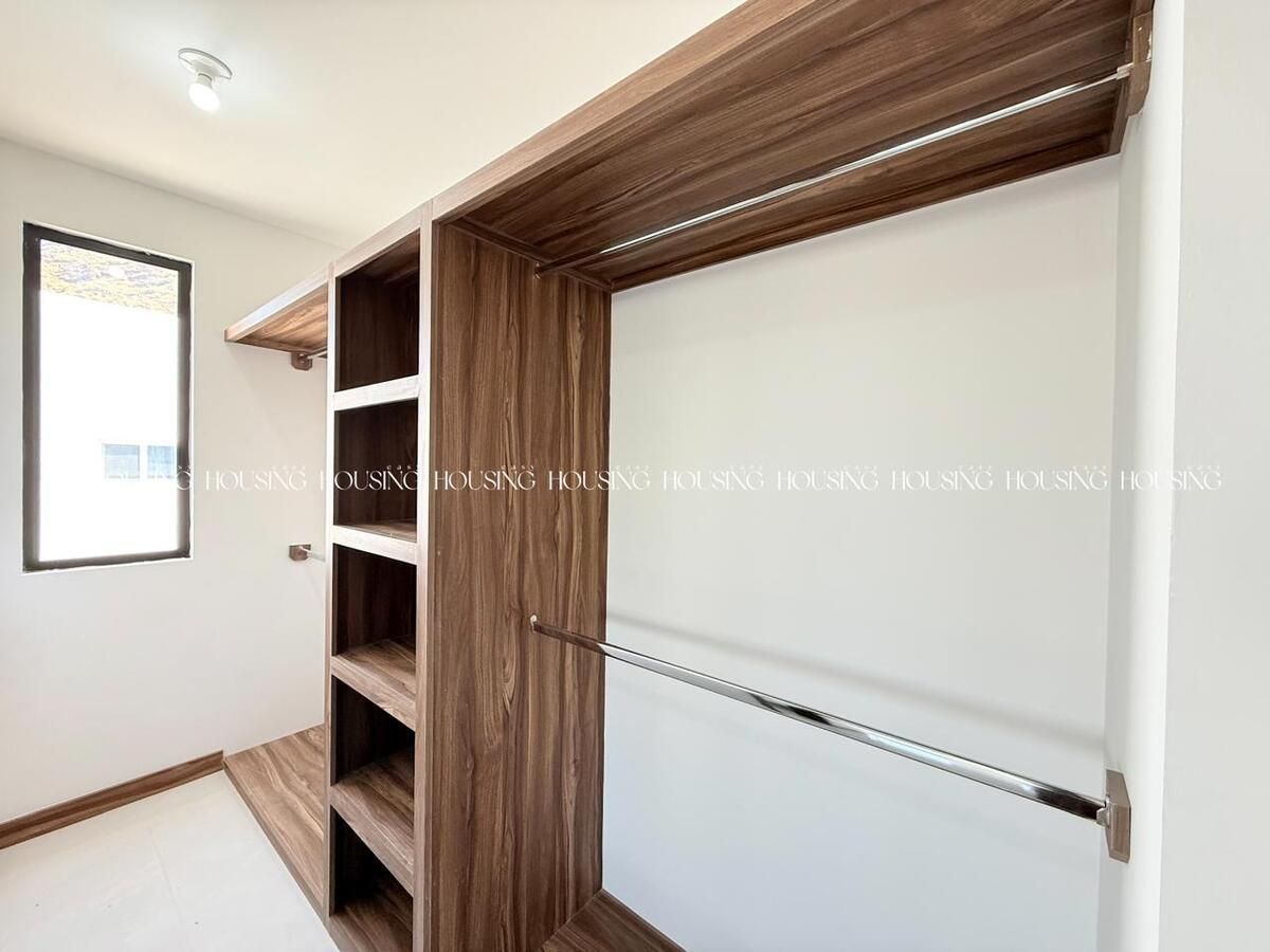 22 de 24: Vestidor Recámara principal