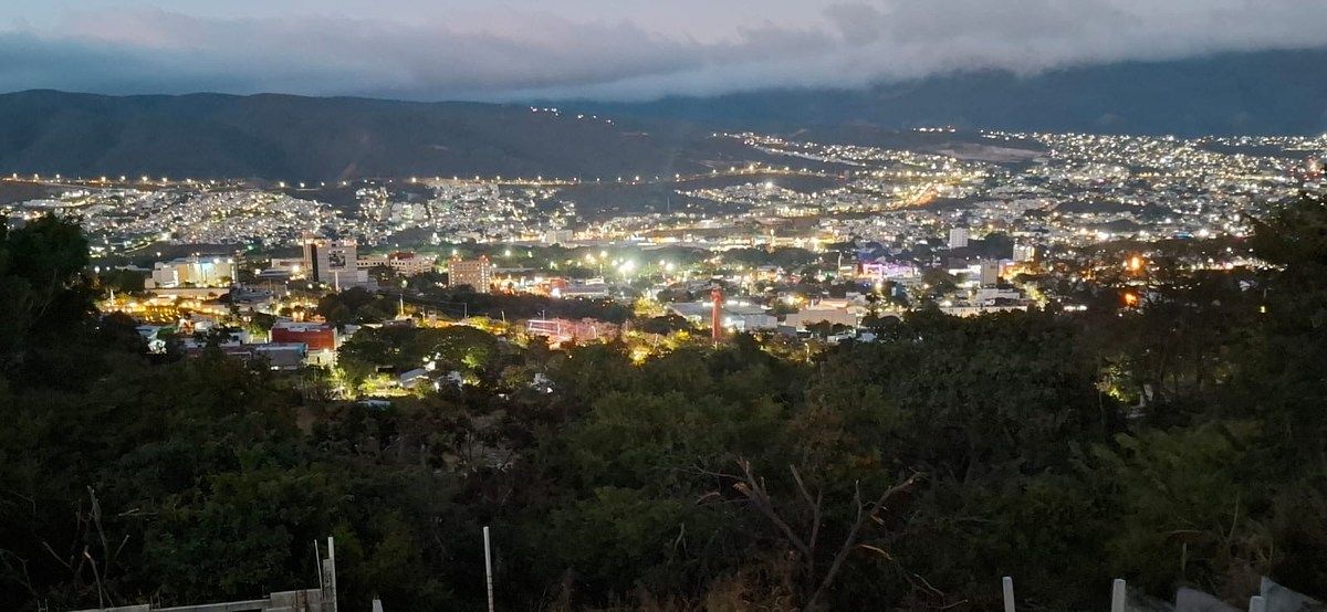 11 de 12: Vista a la ciudad 🌃