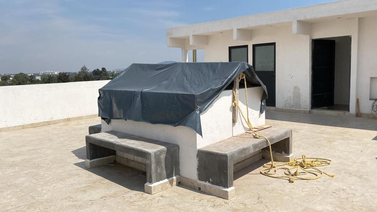 38 of 38: Bancas para el roof