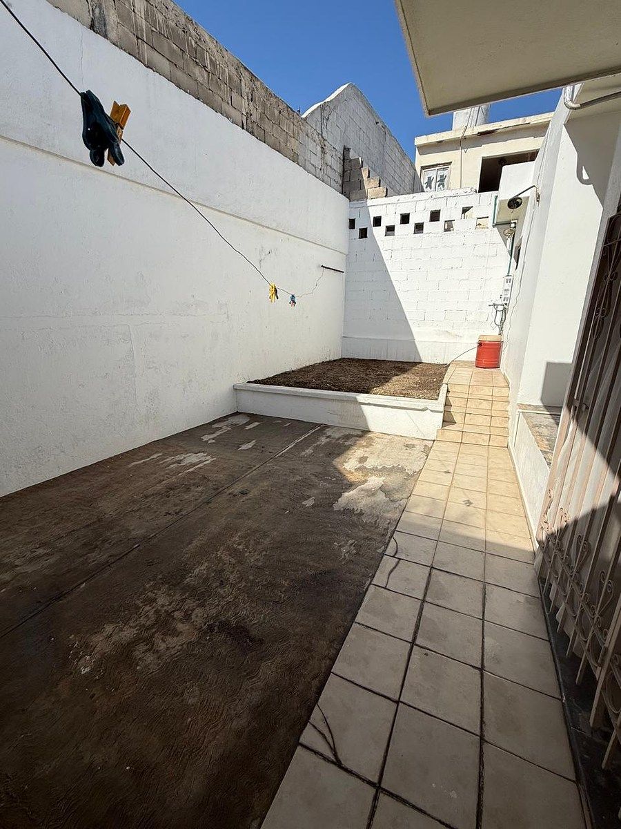 14 of 14: Patio trasero