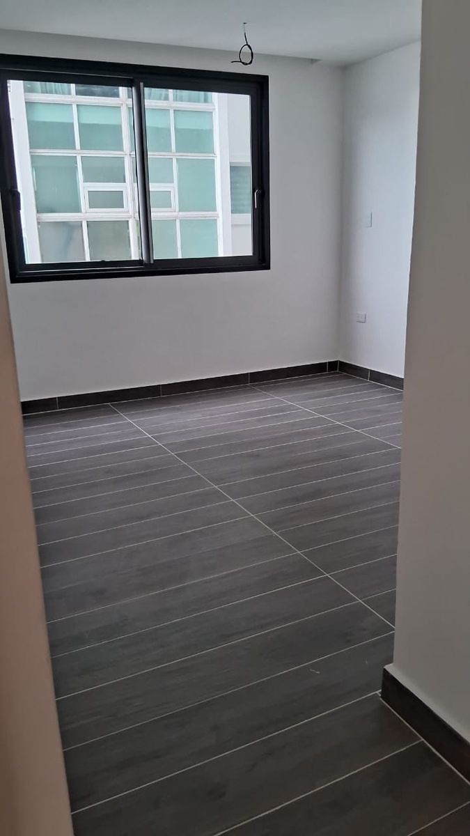 8 de 13: Habitación 2