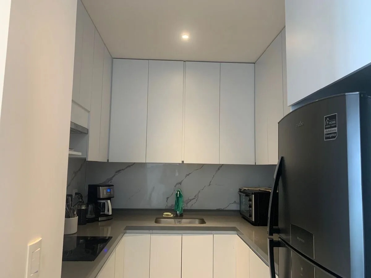 3 de 9: Cocina Equipada