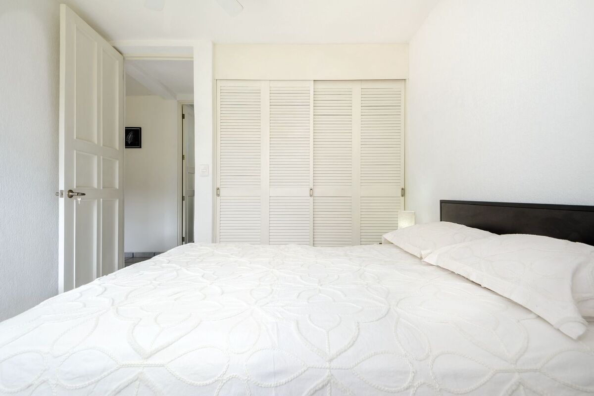 17 of 26: Recámara 2 departamento en venta col. Las Palmas