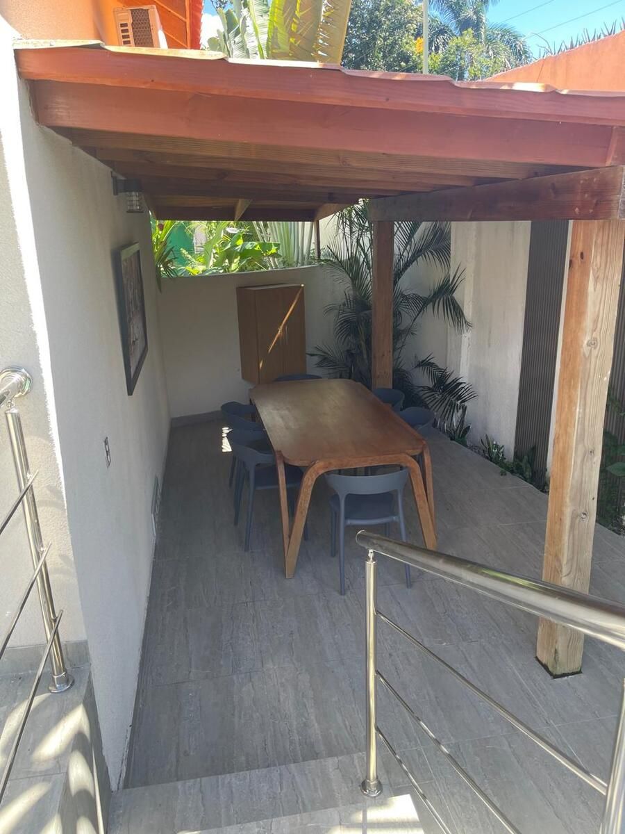 5 de 12: Comedor externo